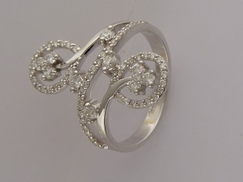 Кольцо с бриллиантом из белого золота 01К673222
